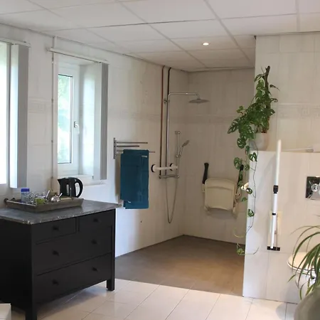 B&B Even Heukelom - Kamer Met Tuin-3